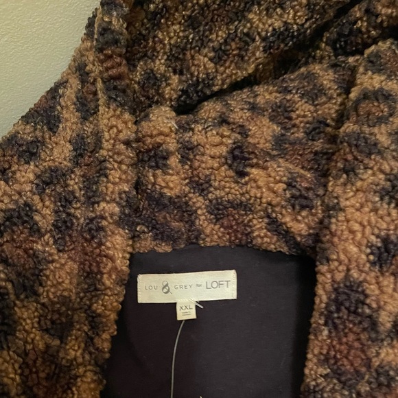 LOU AND GREY FAUX FUR LEOPARD JACKET - Picture 8 of 10